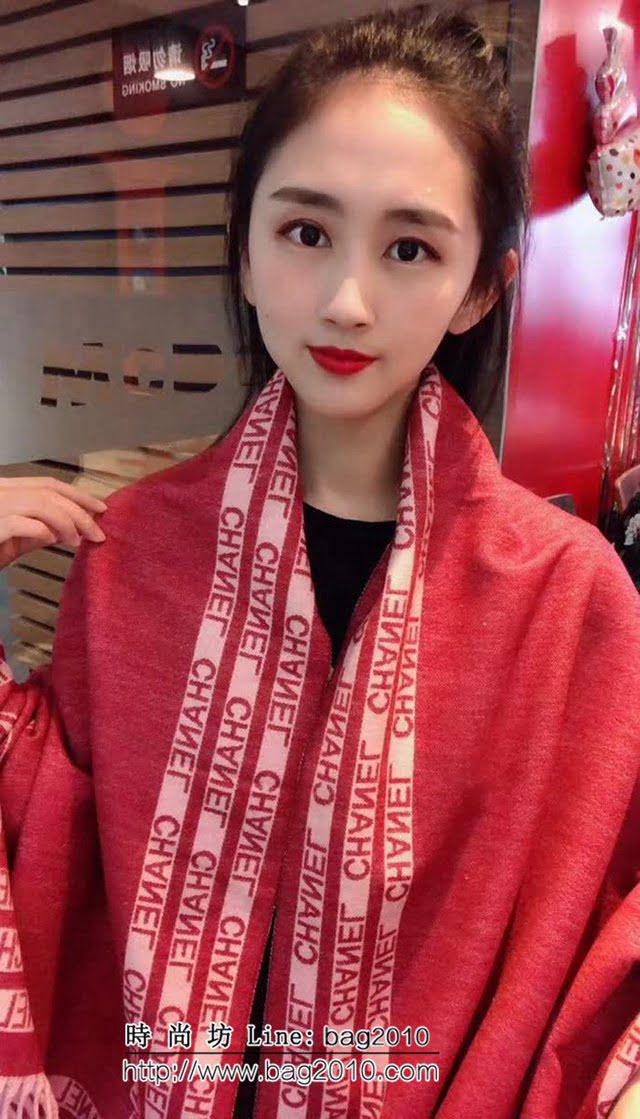 CHANEL香奈兒 2018年度最新火爆款 條紋百搭羊絨混紡圍巾 LLWJ6798